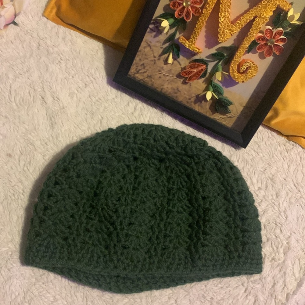 2 BOHO CROCHETED BEANIES GREEN AND GOLD - Picture 3 of 5